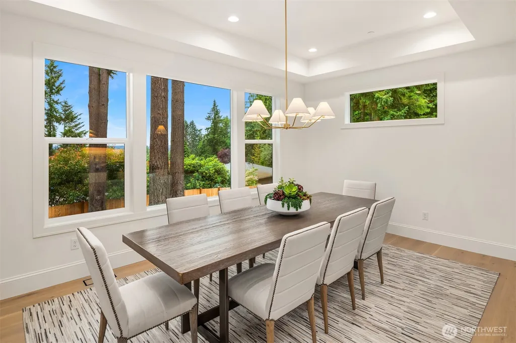 15030 SE 44th Place Bellevue WA 98006