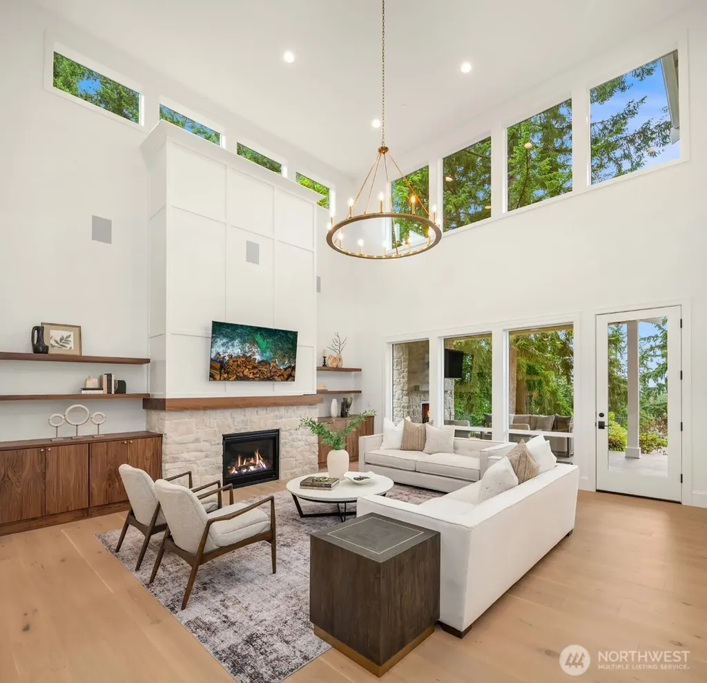 15030 SE 44th Place Bellevue WA 98006