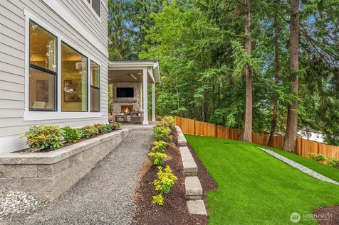 15030 SE 44th Place Bellevue WA 98006