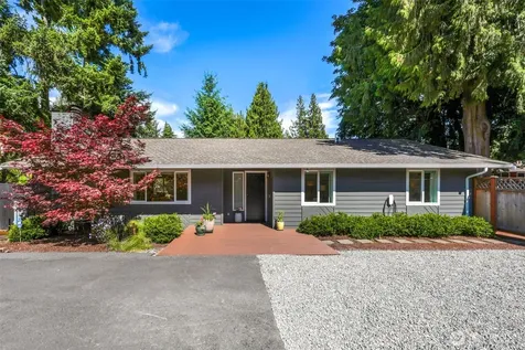 1527 NE 123rd Street Seattle WA 98125