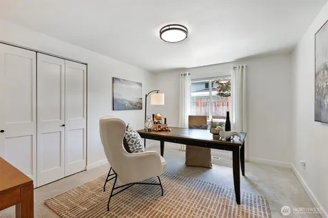 1527 NE 123rd Street Seattle WA 98125
