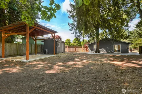 1527 NE 123rd Street Seattle WA 98125
