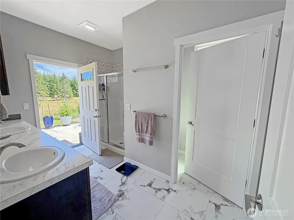 230 156th Lane SE Tenino WA 98589