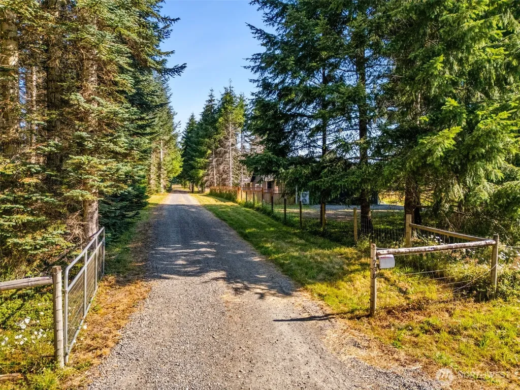 230 156th Lane SE Tenino WA 98589