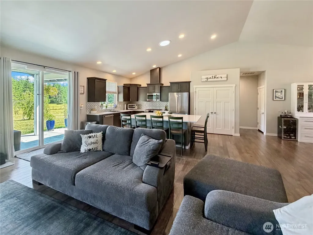 230 156th Lane SE Tenino WA 98589