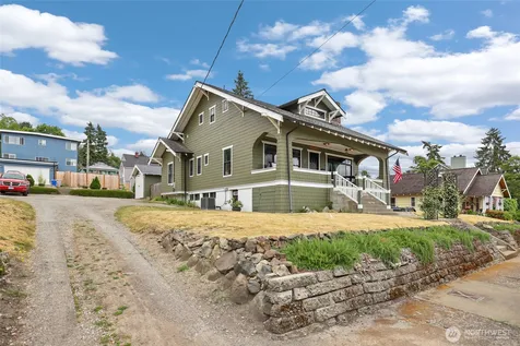 602 Jason Avenue N Kent WA 98030