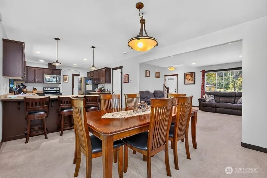 6608 184th Drive SE Snohomish WA 98290