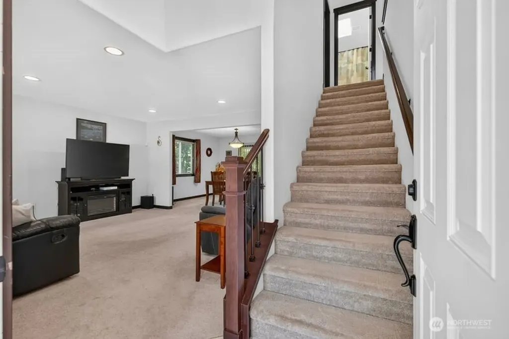 6608 184th Drive SE Snohomish WA 98290