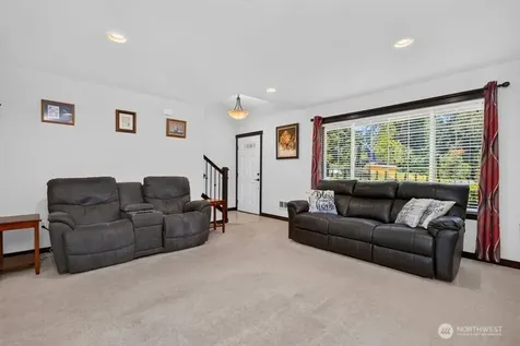 6608 184th Drive SE Snohomish WA 98290