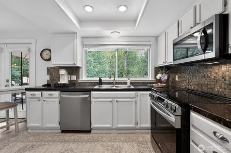 20009 SE 20th Place Sammamish WA 98075