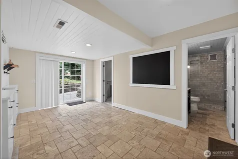 20009 SE 20th Place Sammamish WA 98075