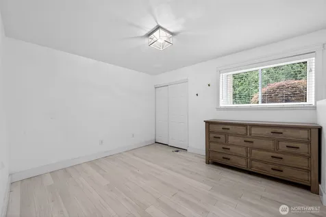 20009 SE 20th Place Sammamish WA 98075