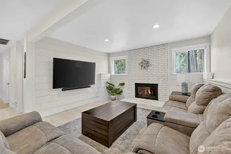 20009 SE 20th Place Sammamish WA 98075