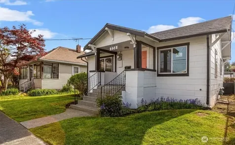 238 Meadow N Renton WA 98057