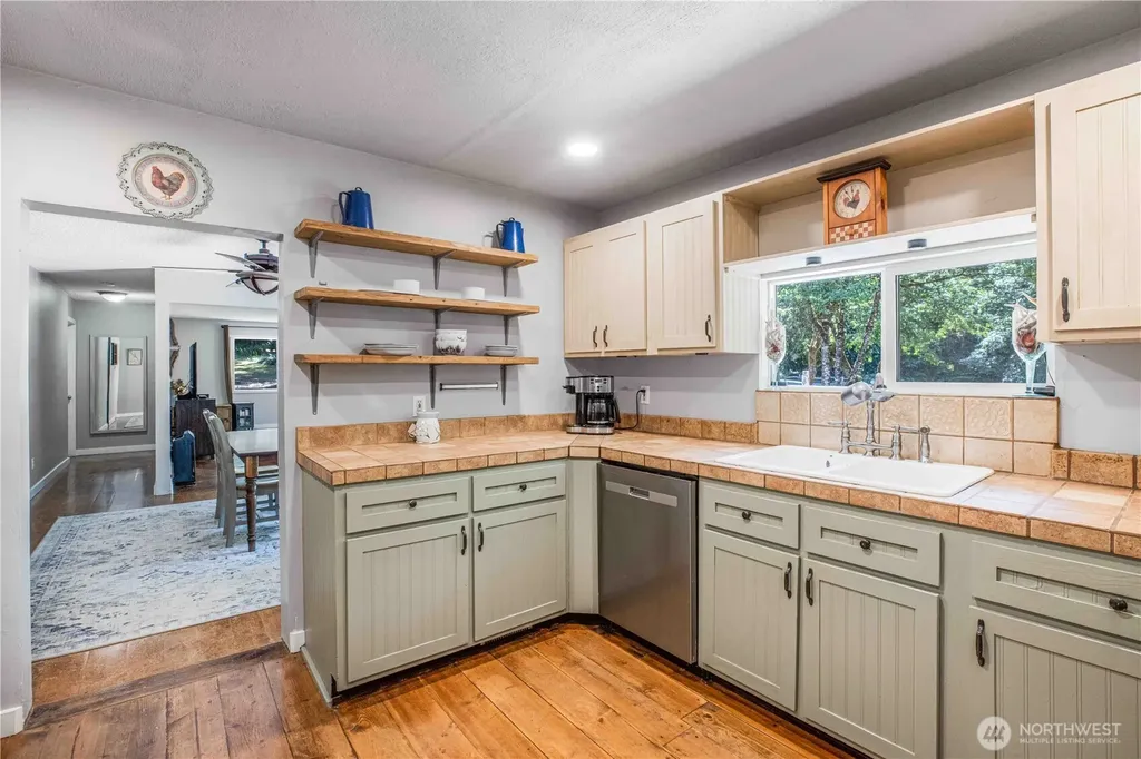 180 Dewatto Road W Seabeck WA 98380