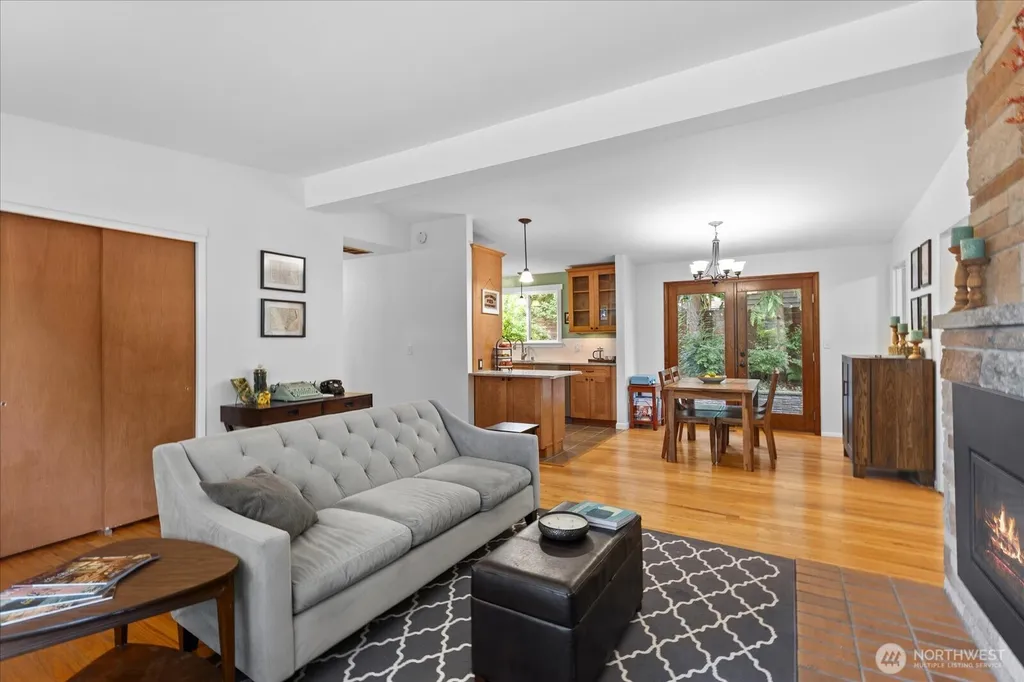 19405 58th Avenue NE Kenmore WA 98028
