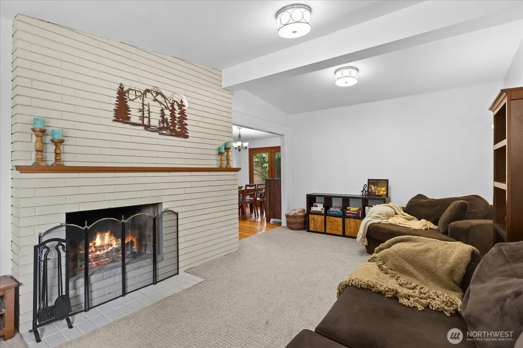 19405 58th Avenue NE Kenmore WA 98028