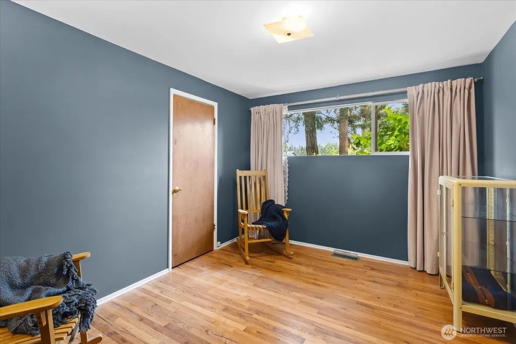 19405 58th Avenue NE Kenmore WA 98028