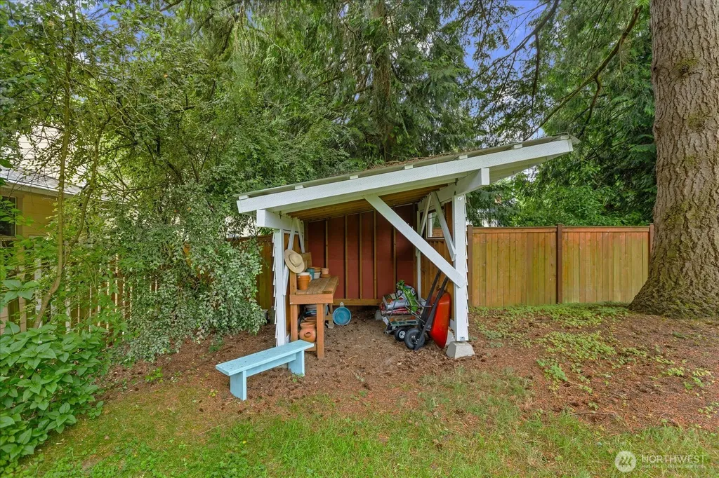19405 58th Avenue NE Kenmore WA 98028