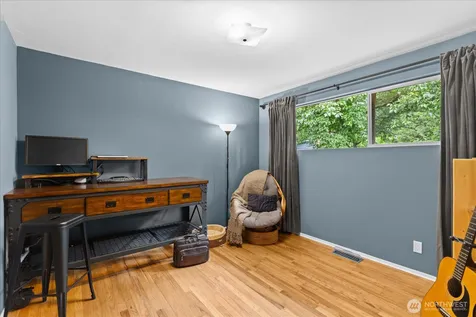 19405 58th Avenue NE Kenmore WA 98028