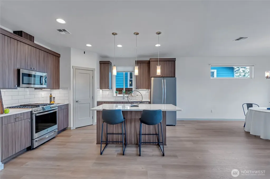 643 N Gascon Place Sequim WA 98382