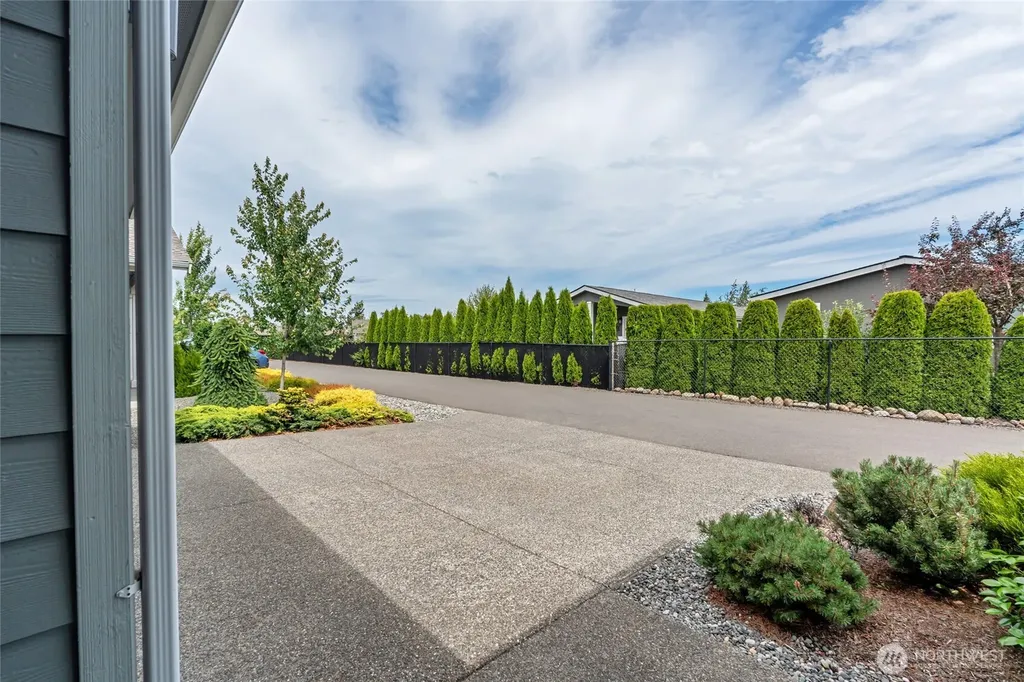 643 N Gascon Place Sequim WA 98382