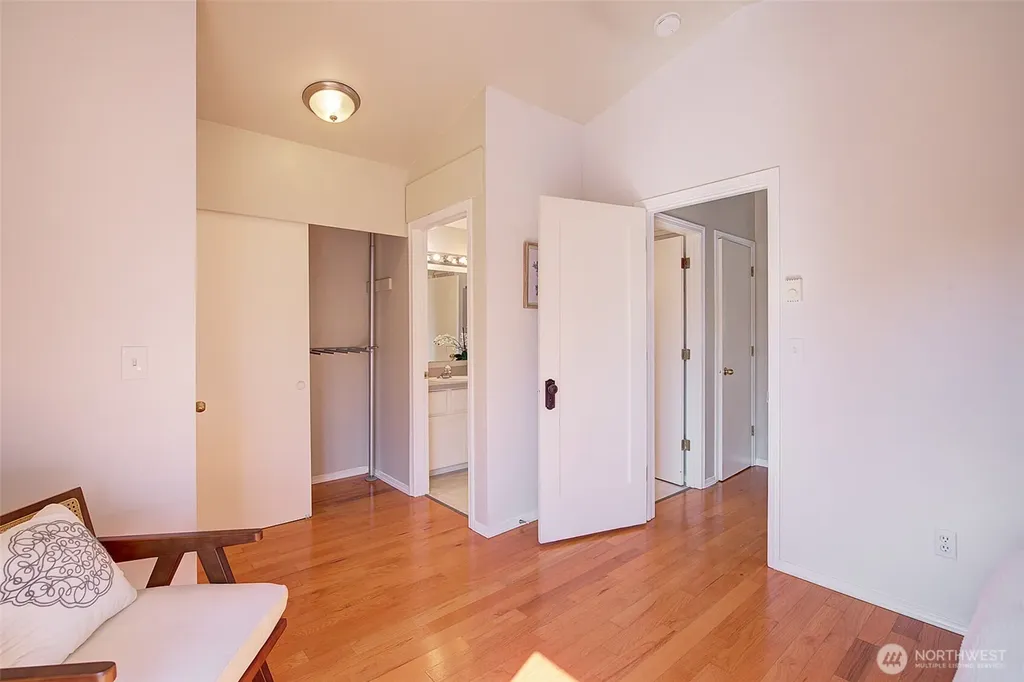 9225 Fremont Avenue N Seattle WA 98103