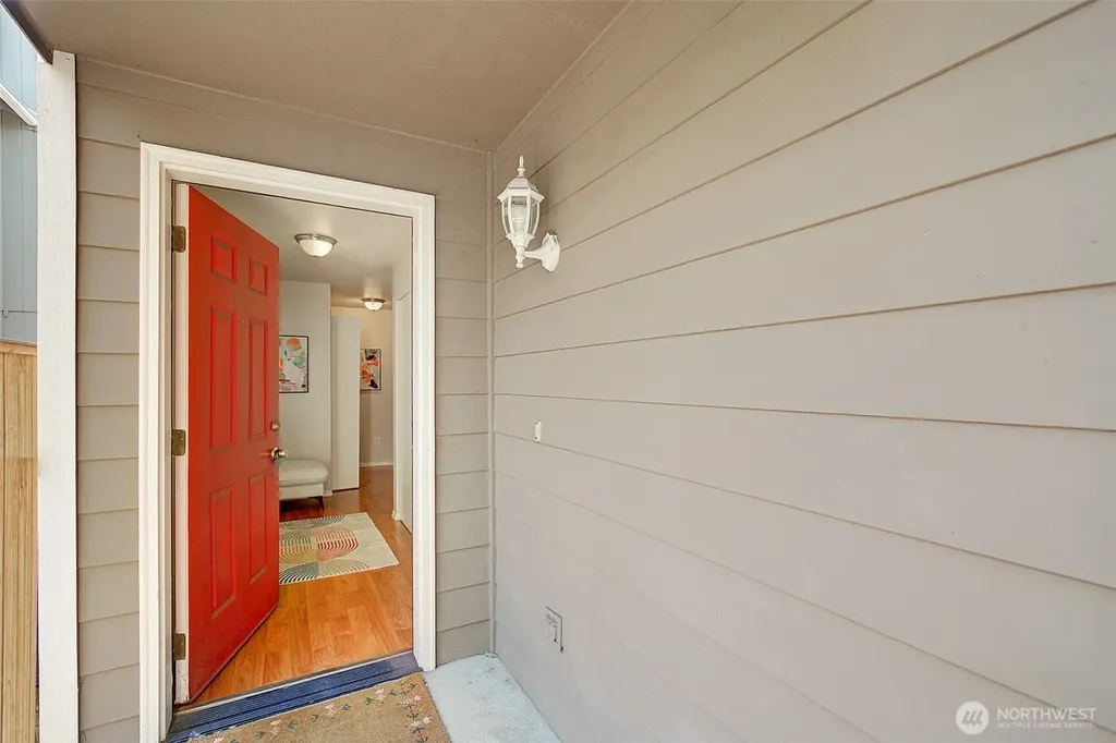 9225 Fremont Avenue N Seattle WA 98103