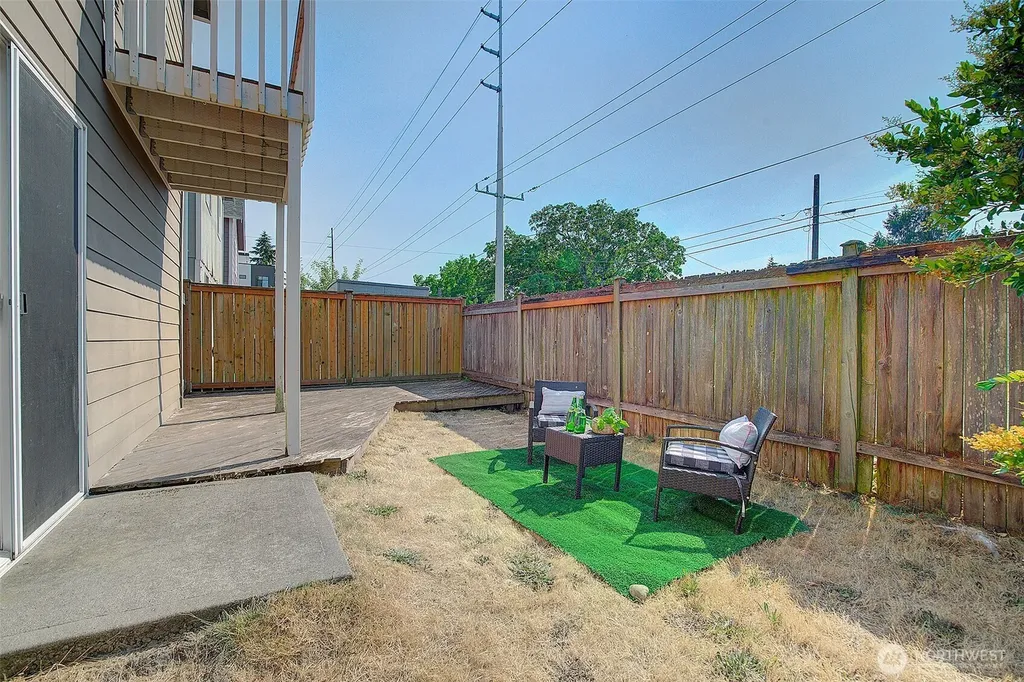 9225 Fremont Avenue N Seattle WA 98103