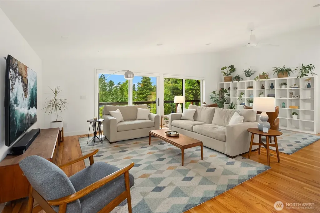 1308 158th Place SE Bellevue WA 98008