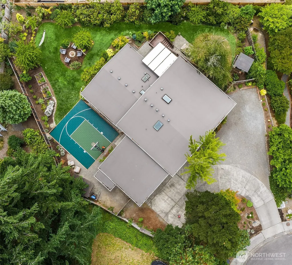 1308 158th Place SE Bellevue WA 98008