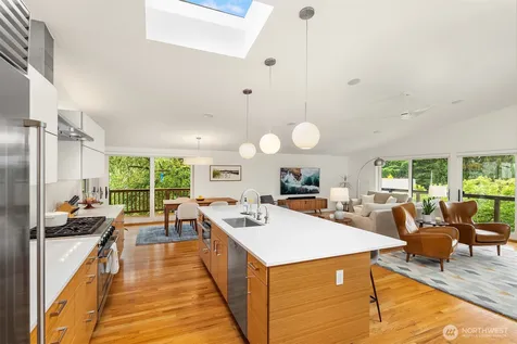 1308 158th Place SE Bellevue WA 98008