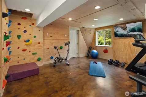 1308 158th Place SE Bellevue WA 98008