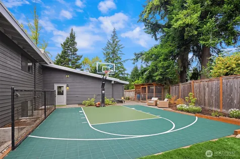 1308 158th Place SE Bellevue WA 98008