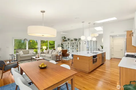 1308 158th Place SE Bellevue WA 98008