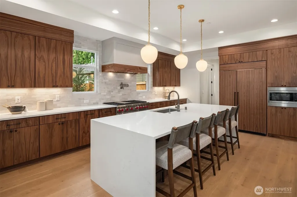 8110 135th Place NE Redmond WA 98052