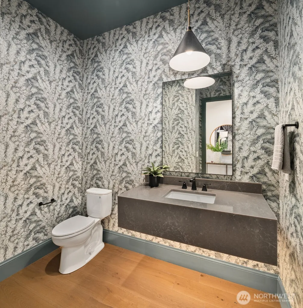 8110 135th Place NE Redmond WA 98052