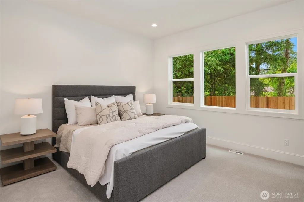 8110 135th Place NE Redmond WA 98052