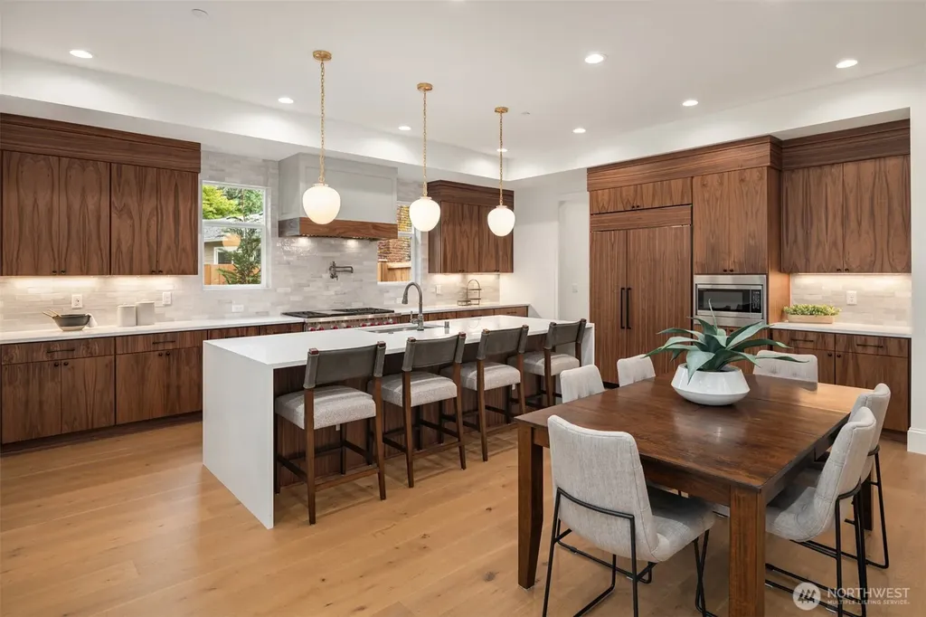 8110 135th Place NE Redmond WA 98052