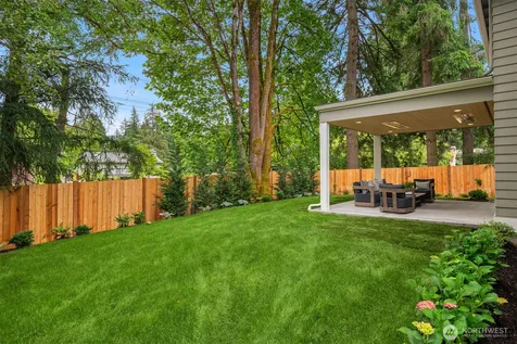 8110 135th Place NE Redmond WA 98052