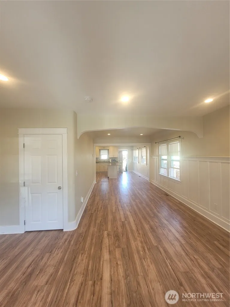 5823 S Lawrence Tacoma WA 98409