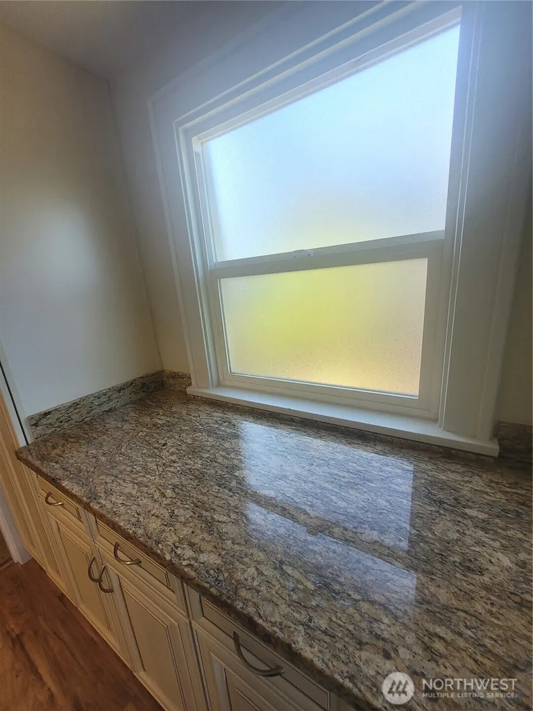 5823 S Lawrence Tacoma WA 98409