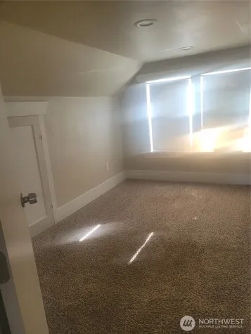 5823 S Lawrence Tacoma WA 98409