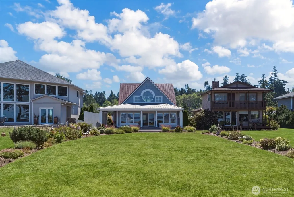 8656 NE Point No Point Road Hansville WA 98340