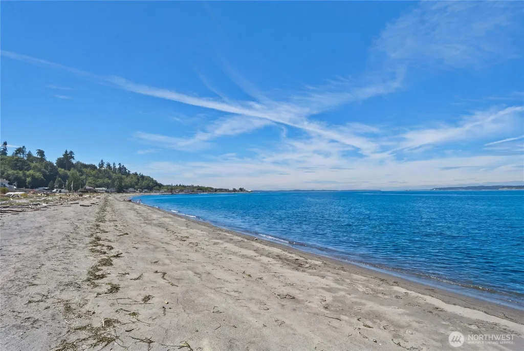 8656 NE Point No Point Road Hansville WA 98340