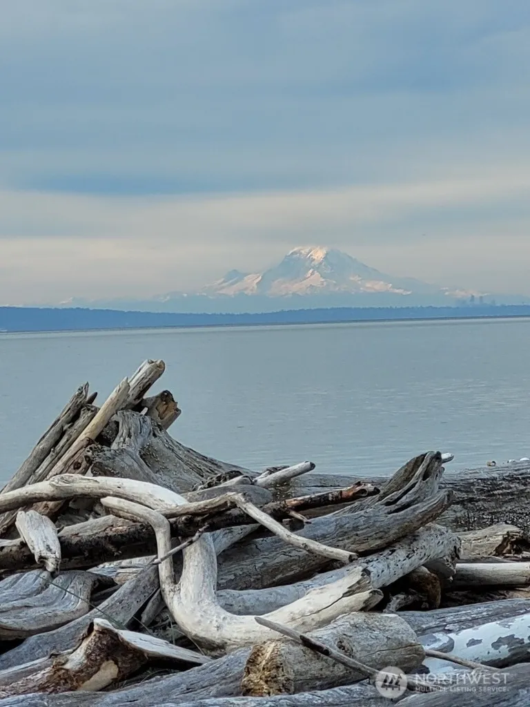 8656 NE Point No Point Road Hansville WA 98340
