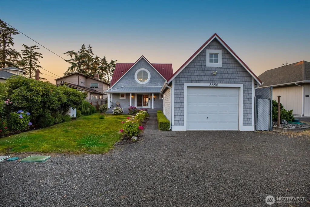 8656 NE Point No Point Road Hansville WA 98340