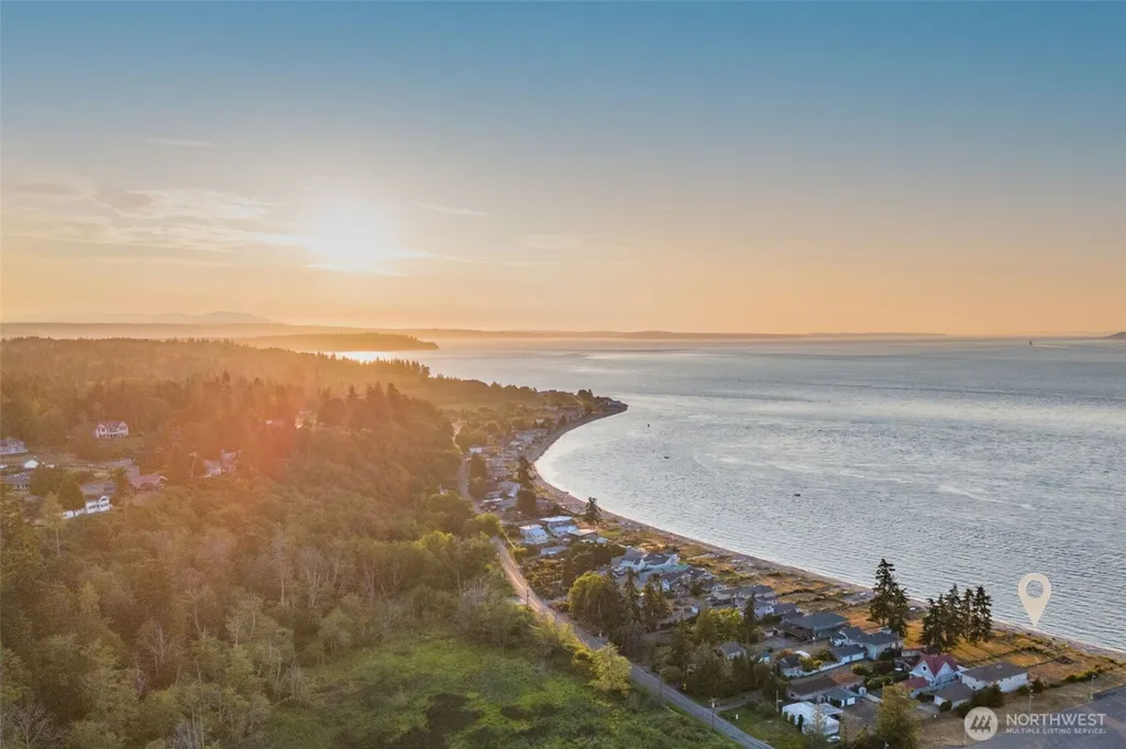 8656 NE Point No Point Road Hansville WA 98340