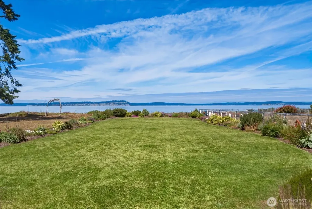 8656 NE Point No Point Road Hansville WA 98340