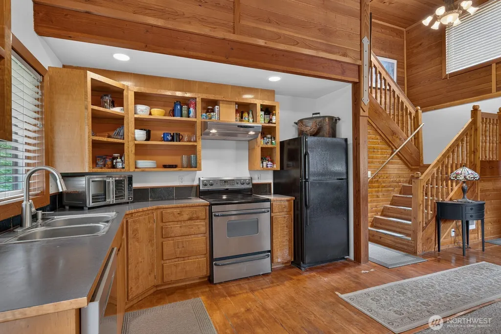 1649 Hemlock Drive Camano Island WA 98282